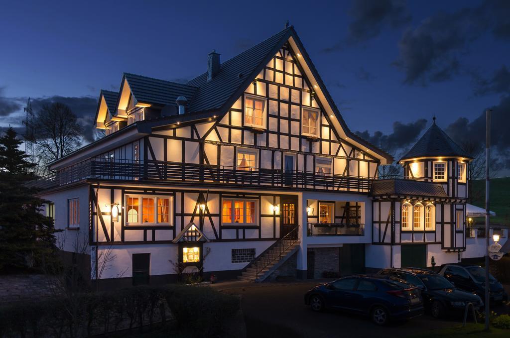 Landhotel Repetal Attendorn Buitenkant foto
