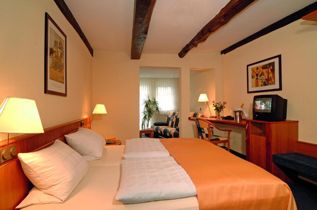 Landhotel Repetal Attendorn Kamer foto